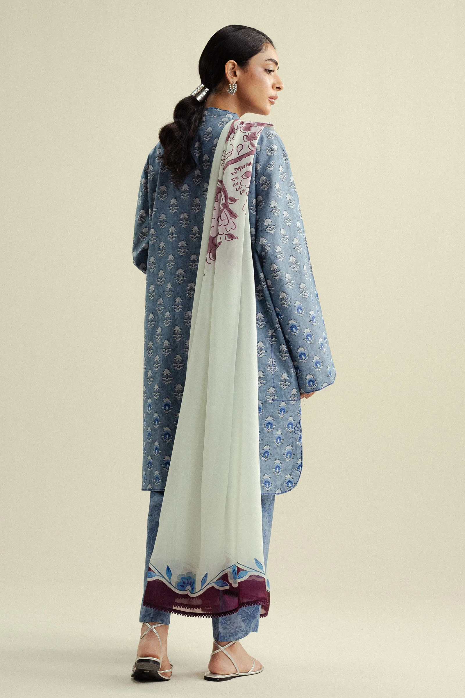 Willow-10B - Image 4